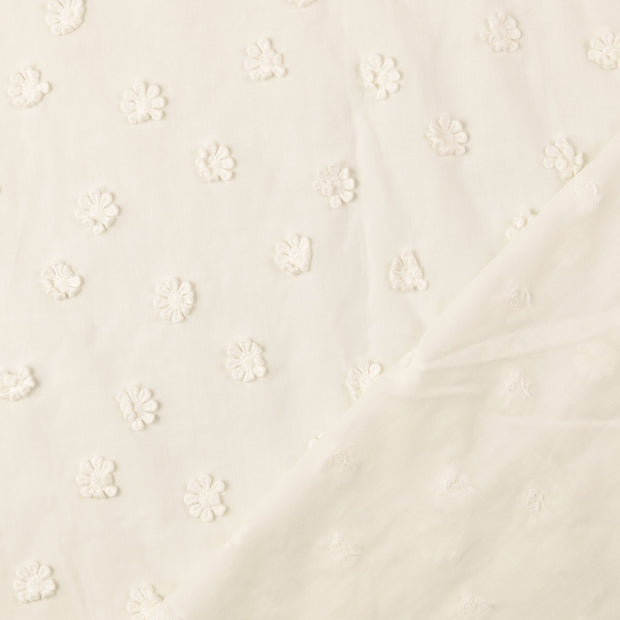 Popeline de Coton tissu blanc brodé 