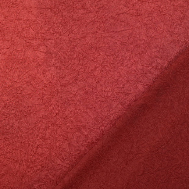 Satin tissu Bordeaux froissé 