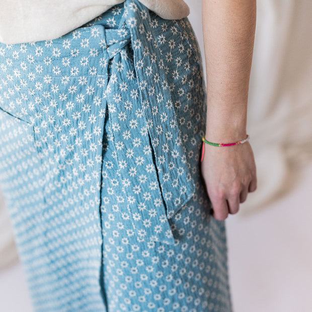 Muslin fabric Flowers turquoise