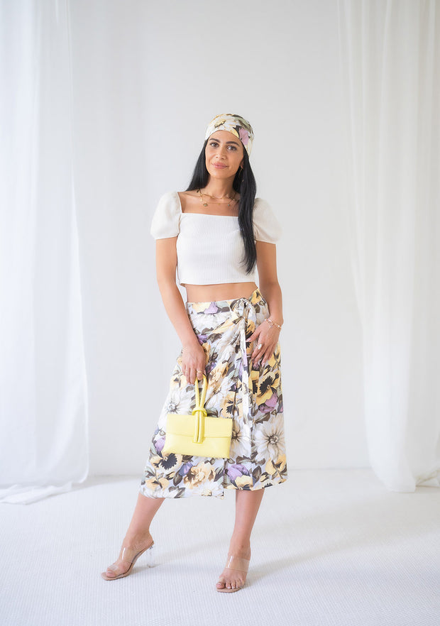 Viscose Satin fabric Flowers Light Yellow