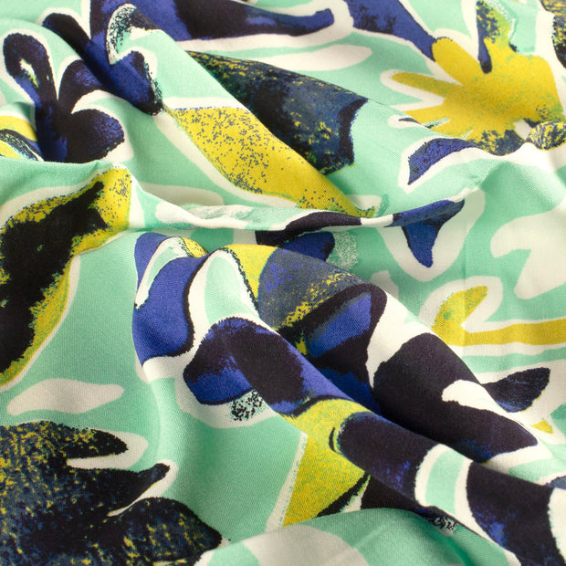 Viscose Poplin fabric Flowers Mint