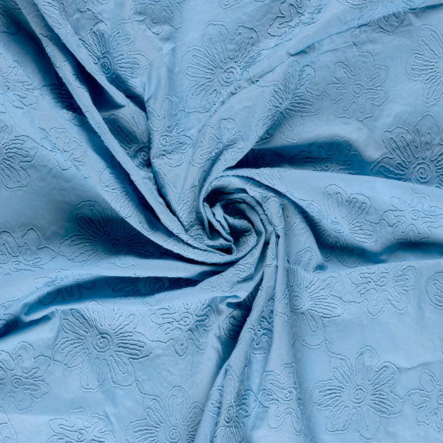  tissu Bleu clair brodé 